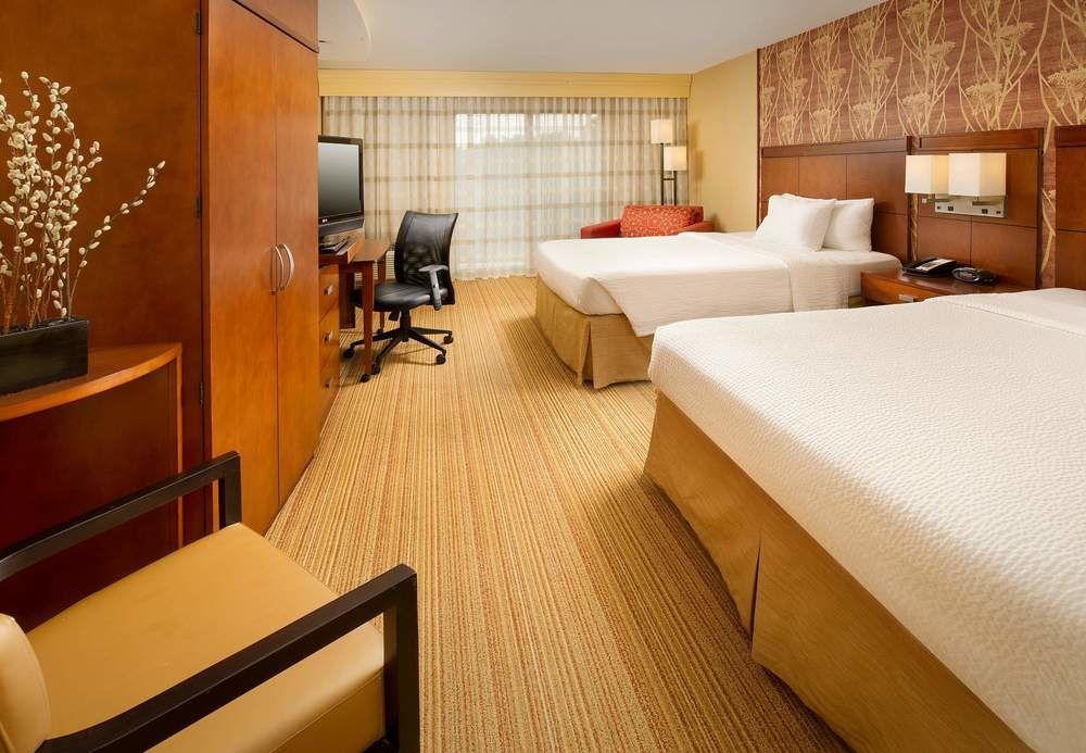 Courtyard By Marriott Waldorf Ξενοδοχείο Εξωτερικό φωτογραφία