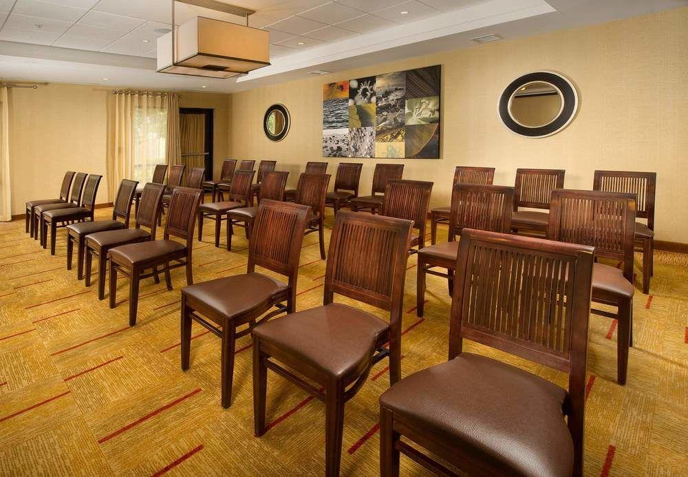 Courtyard By Marriott Waldorf Ξενοδοχείο Εξωτερικό φωτογραφία
