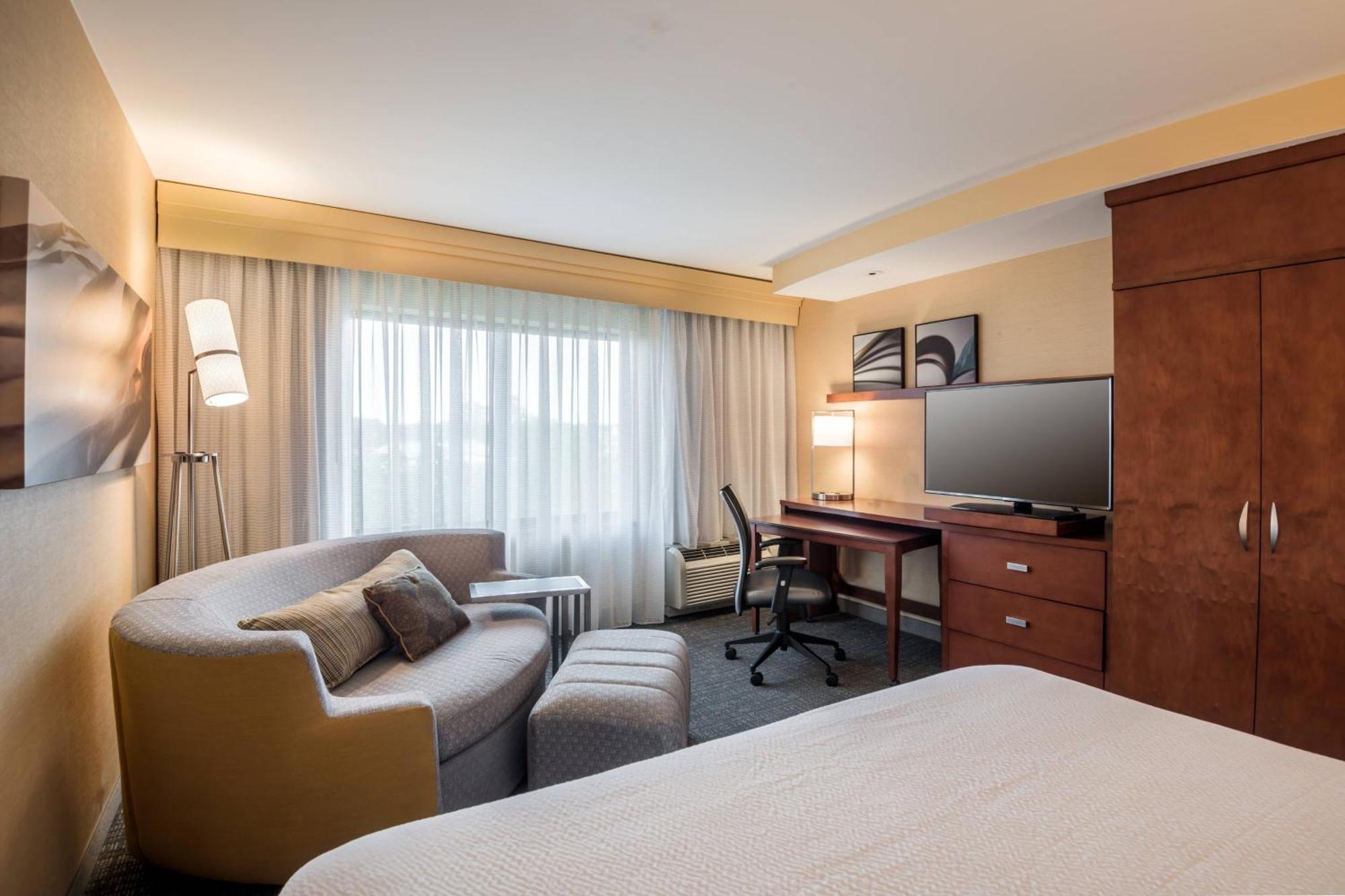 Courtyard By Marriott Waldorf Ξενοδοχείο Εξωτερικό φωτογραφία
