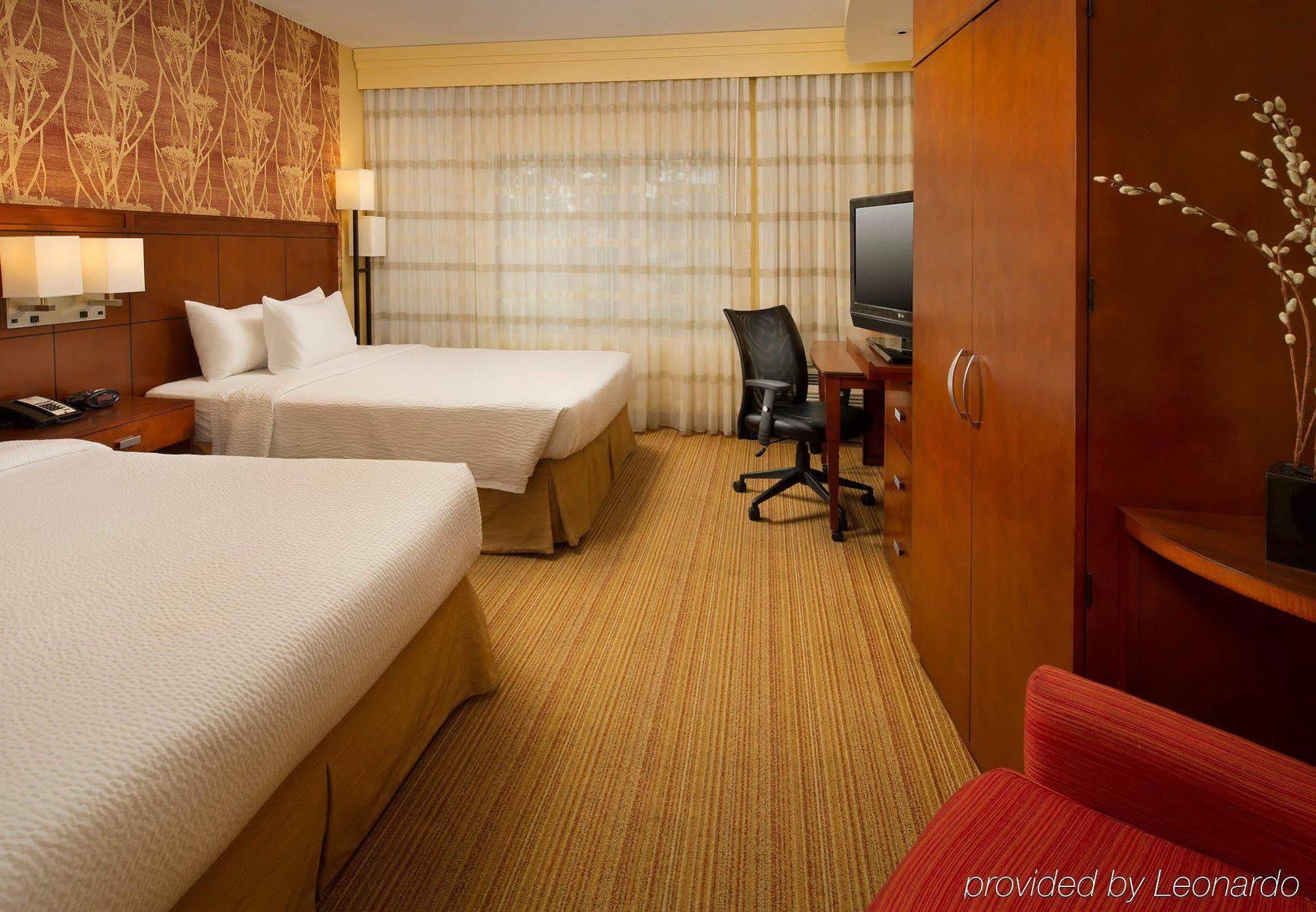 Courtyard By Marriott Waldorf Ξενοδοχείο Εξωτερικό φωτογραφία
