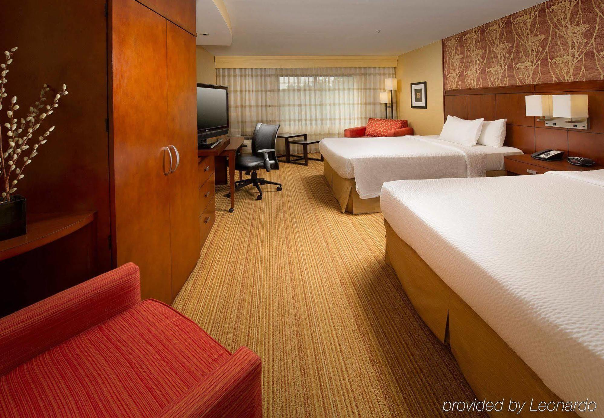 Courtyard By Marriott Waldorf Ξενοδοχείο Εξωτερικό φωτογραφία