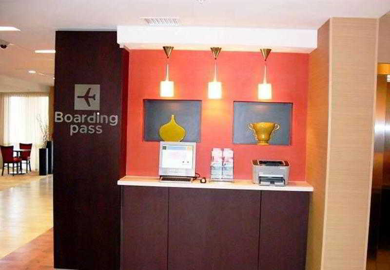 Courtyard By Marriott Waldorf Ξενοδοχείο Εξωτερικό φωτογραφία