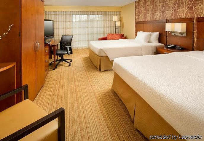 Courtyard By Marriott Waldorf Ξενοδοχείο Εξωτερικό φωτογραφία